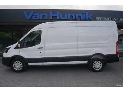 57744956-ford-transit-2